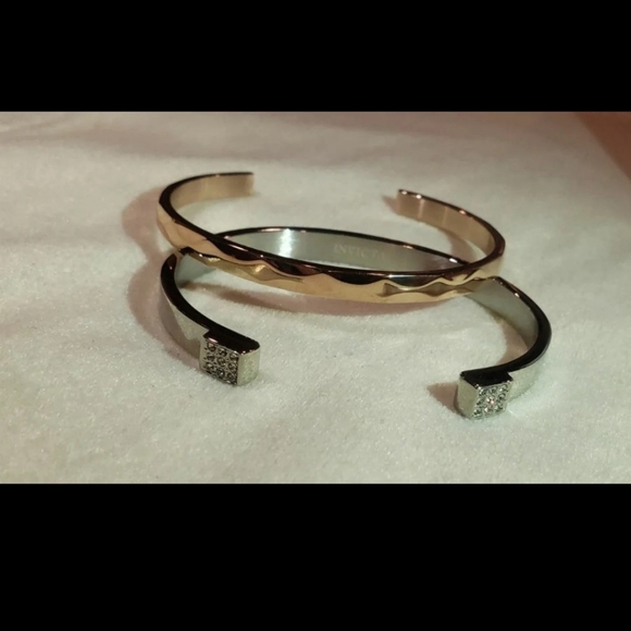 Women's Invicta Watch Gift Set - Picture 6 of 9